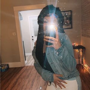 Meet your Posher, Aliana